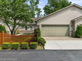 19095 Otto Ct, New Boston, MI 48164