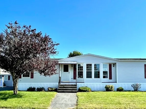 193 Tremont St Unit 76, Taunton, MA 02780