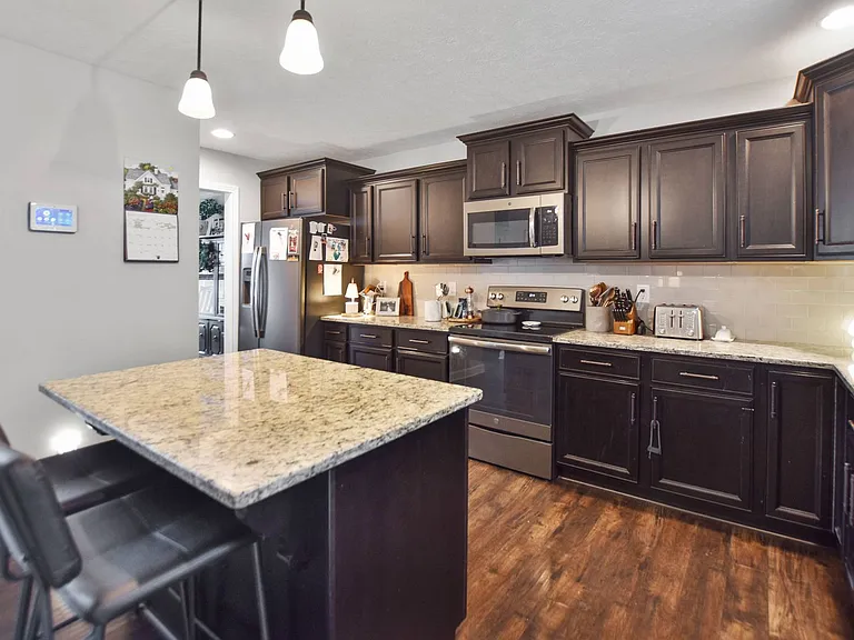 1517 Ellie Piper Cir — Photo 9