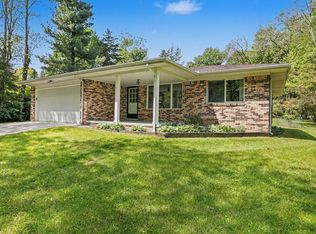 9610 Hamburg Ct, Brighton, MI 48116