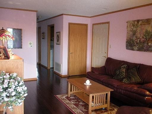 Living room/hall