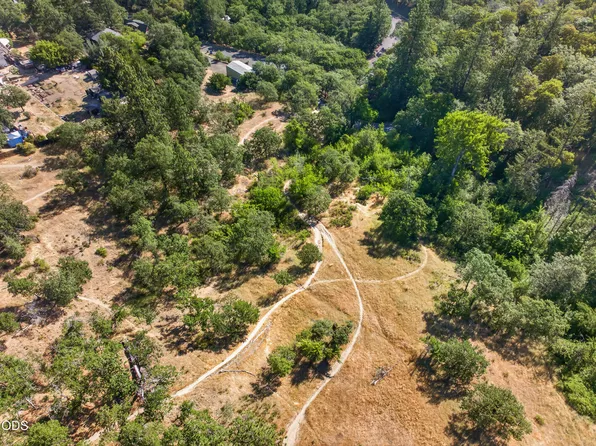 Elkader Tl 100 St, Ashland, OR 97520