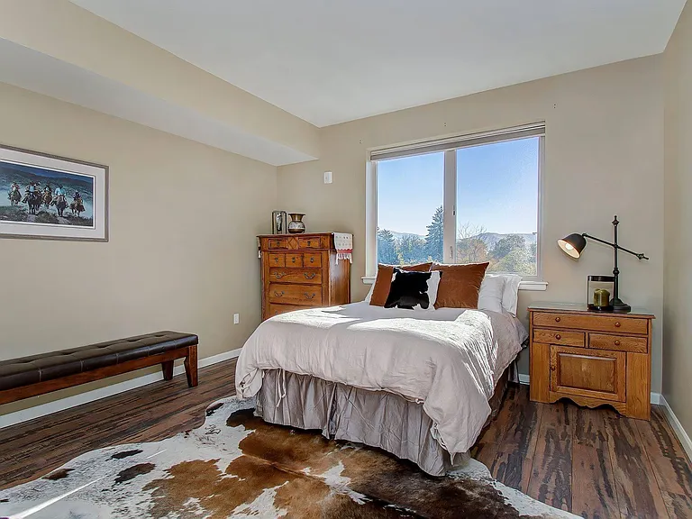 323 W Jefferson St #409 — Photo 2