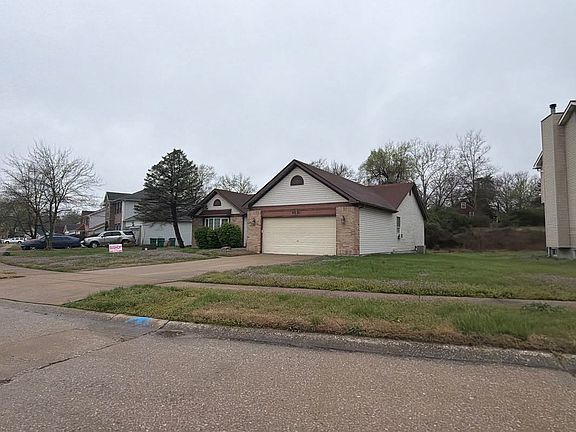 3rd image of 9931 Colonnade Meadows Dr