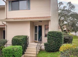 911 Brookside Ct, Pensacola, FL 32503