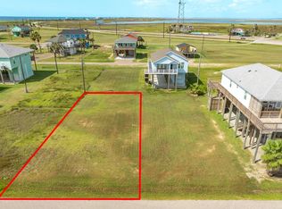 19 Jolly Roger Dr, Freeport, TX 77541
