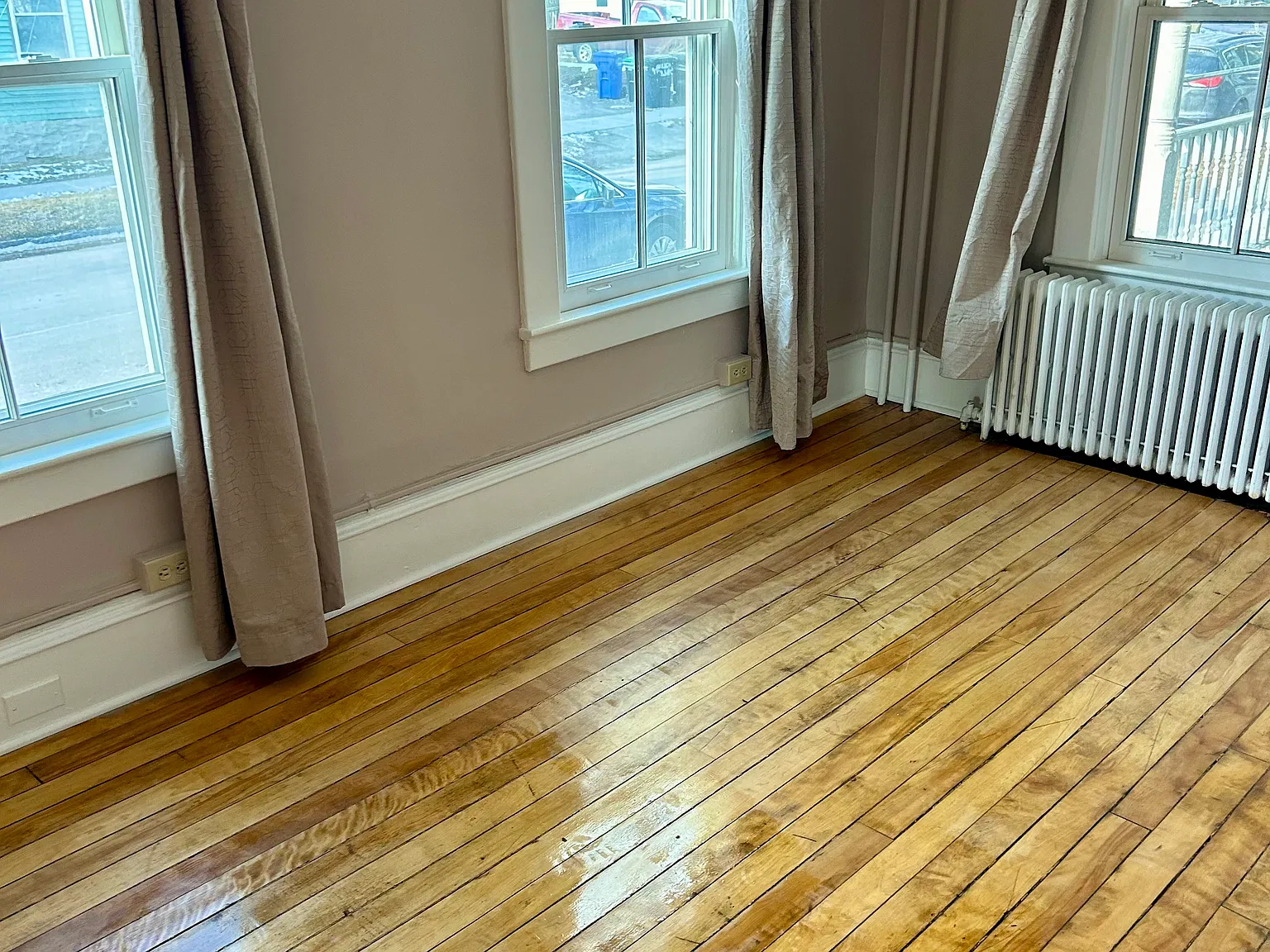 221 N Winooski Ave — Photo 4