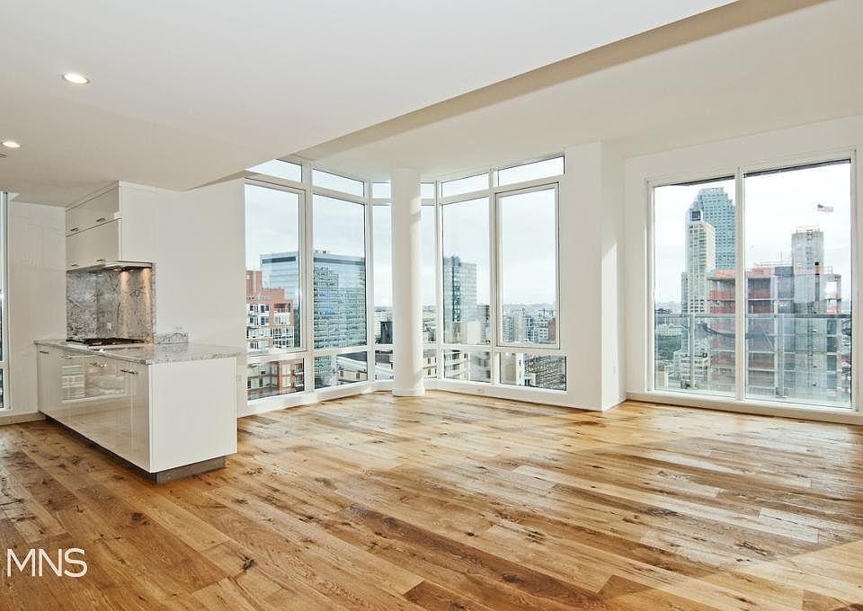 1st image of 2310 41st Ave APT 16B