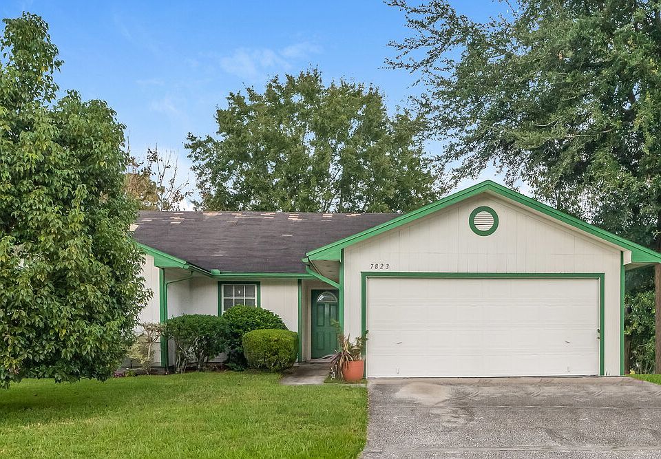 1st image of 7823 Hunters Lake Cir S