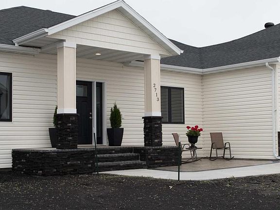 3rd image of 2713 Pyle Ln E