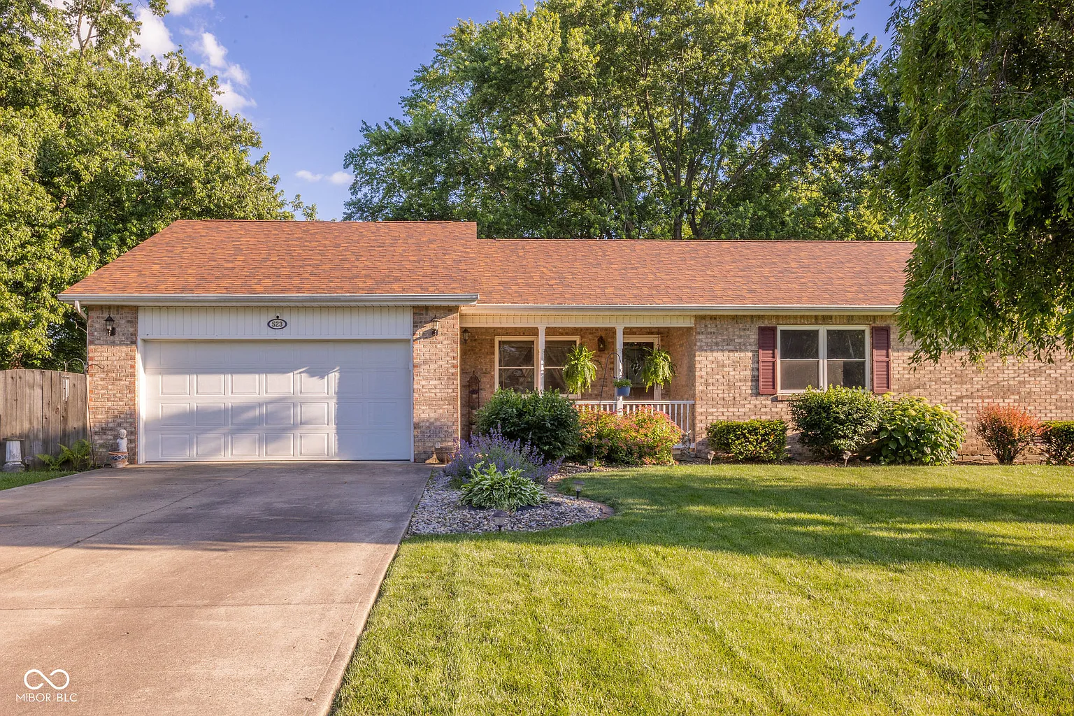 523 Spring Mill Rd photo 1
