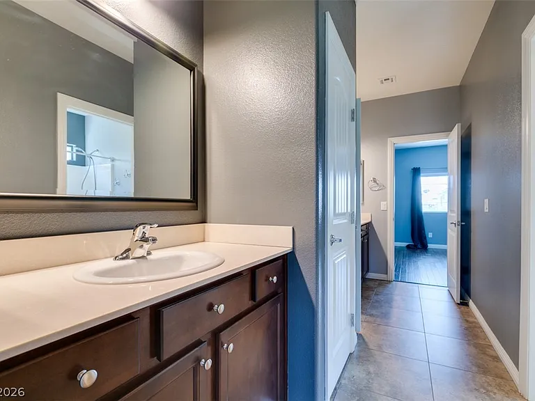 9114 Mastodon Ave — Photo 42