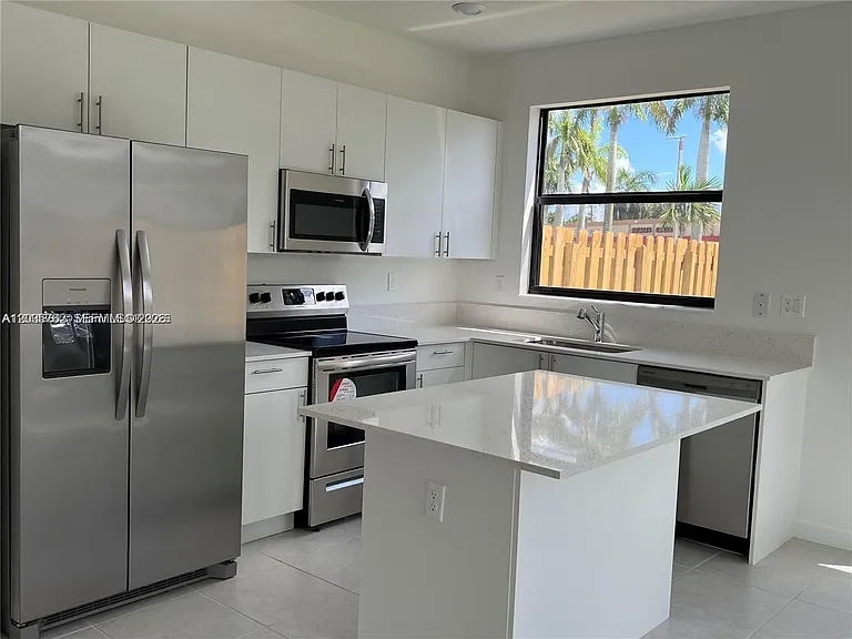 13364 SW 287th Ter — Photo 7