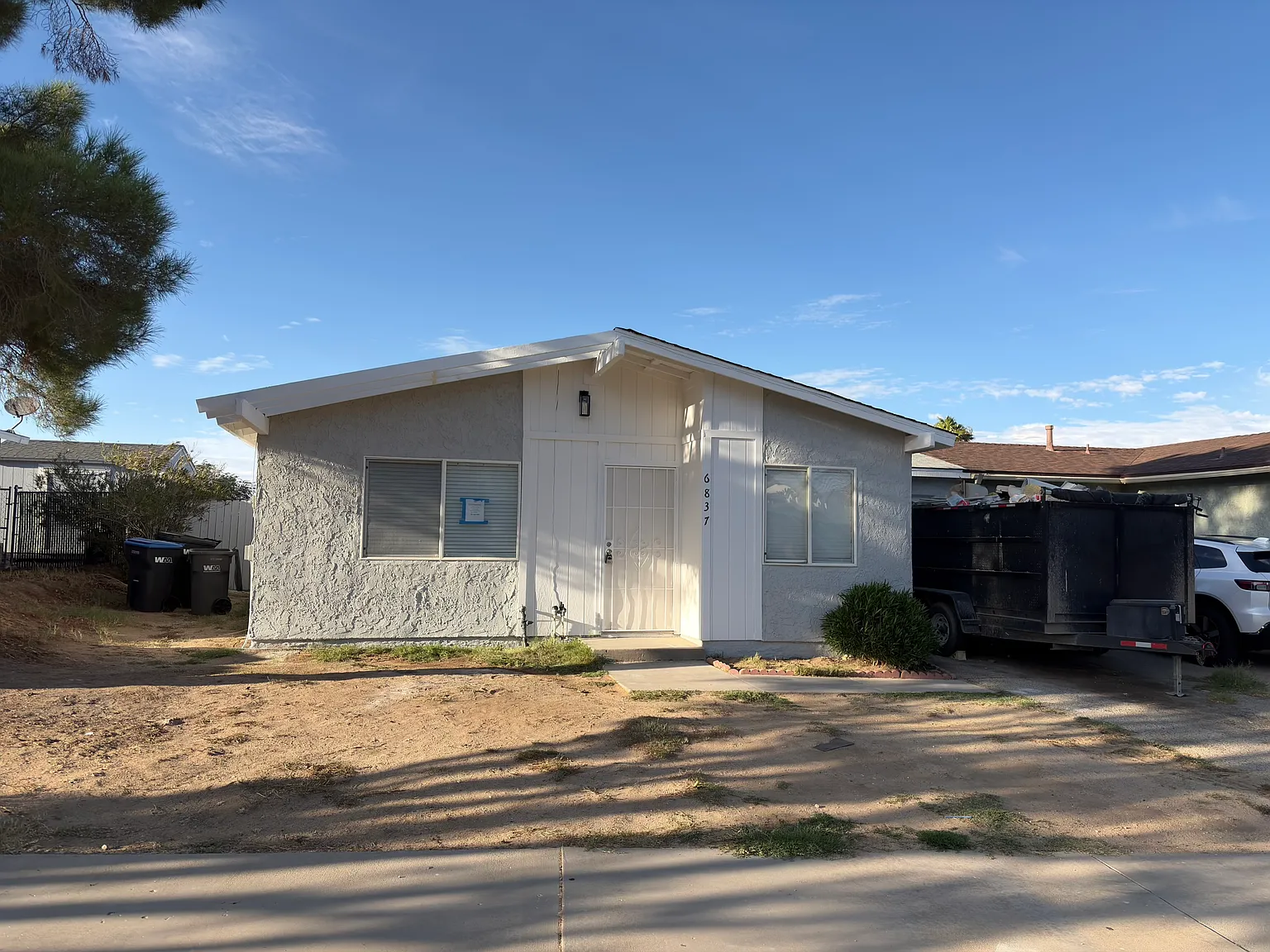 2 bed, 827 sqft, $2,495 — Photo 2