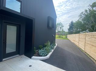 5361 Valley Way Unit 3, Niagara Falls, ON L2E 1X5