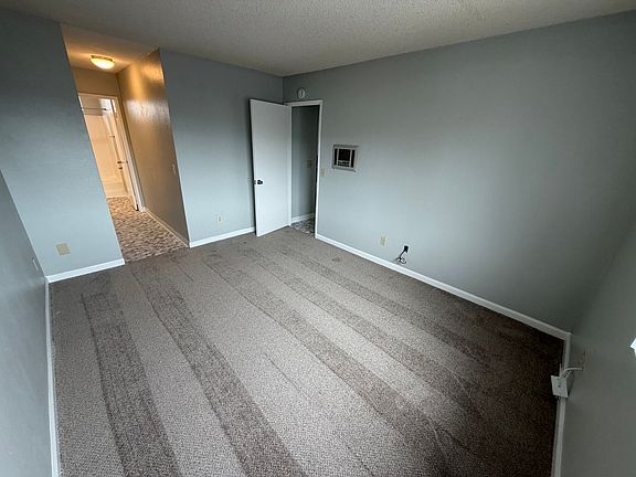 5th image of 4231-4241 Voltaire St #4231-7