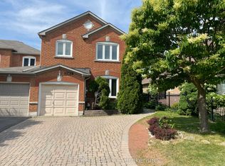 2962 Glover Ln, Burlington, ON L7M 4K6