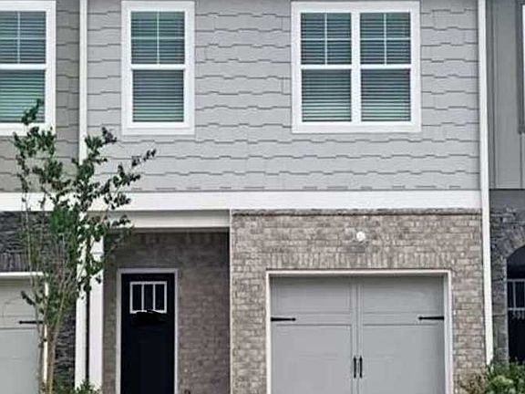 3rd image of 5889 Greystone Dr