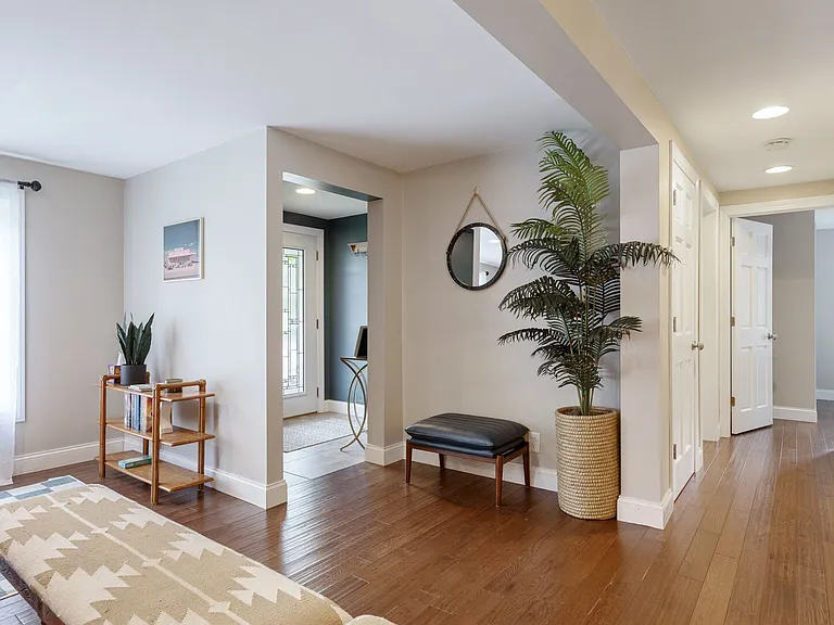 8947 Wintergreen Ave #1 — Photo 10