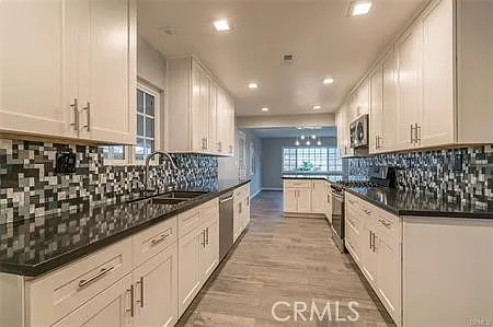 2335 E Trenton Ave — Photo 3