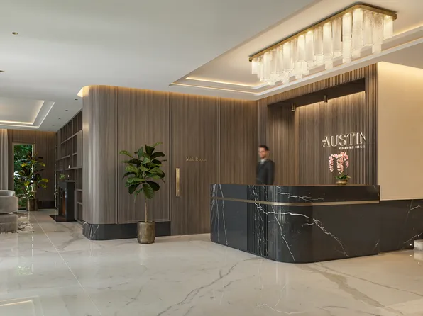 78-29 Austin Street image 9 of 24