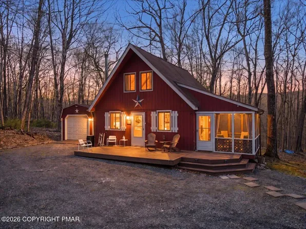 2149 Sparrow Rd, Bushkill, PA 18324