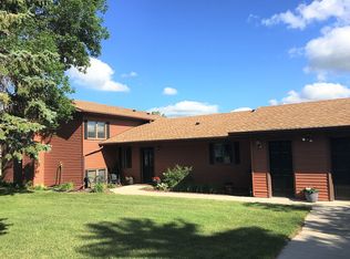 9247 Forest Dr, Bismarck, ND 58503