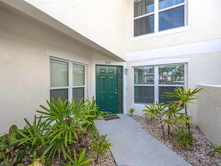 5455 Worthington Ln #103 — Photo 6