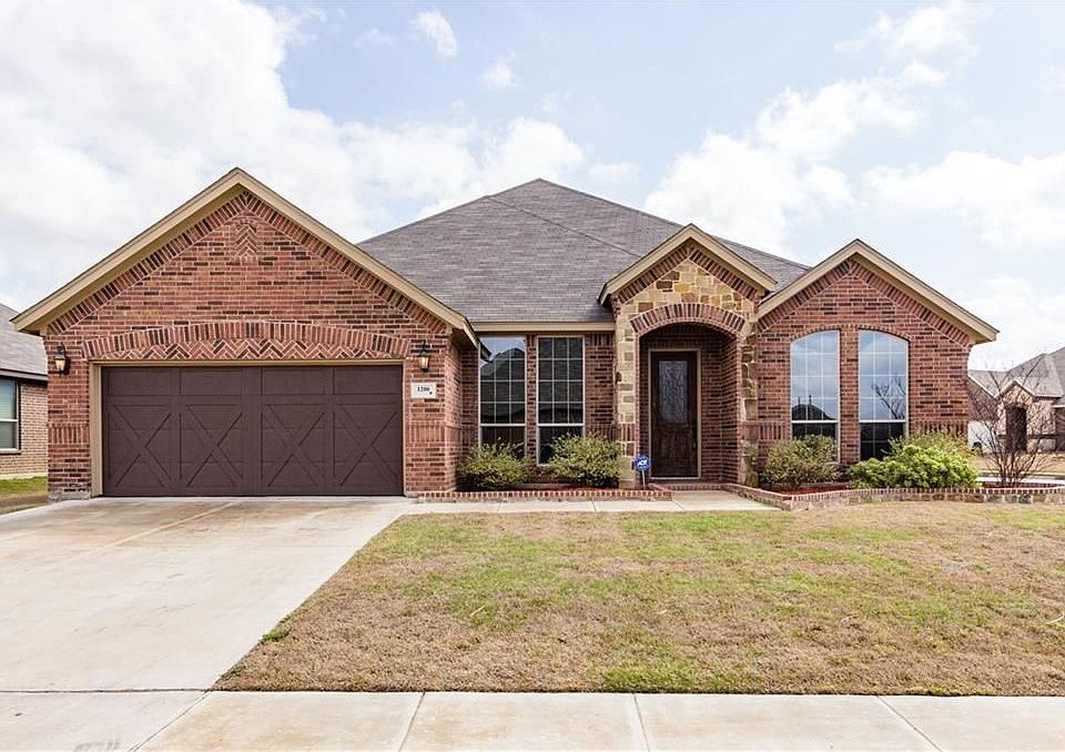 1st image of 1200 Lantana Ln