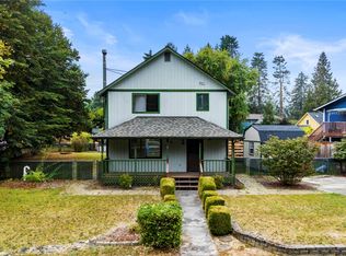 4309 Royal Ct, Carnation, WA 98014