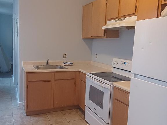 5th image of 208 Main St #3J