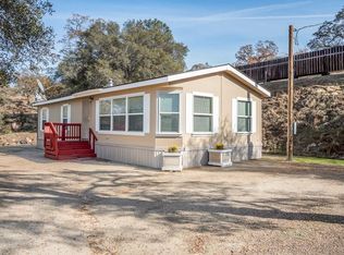 28484 Ridgeview Dr, Madera, CA 93636