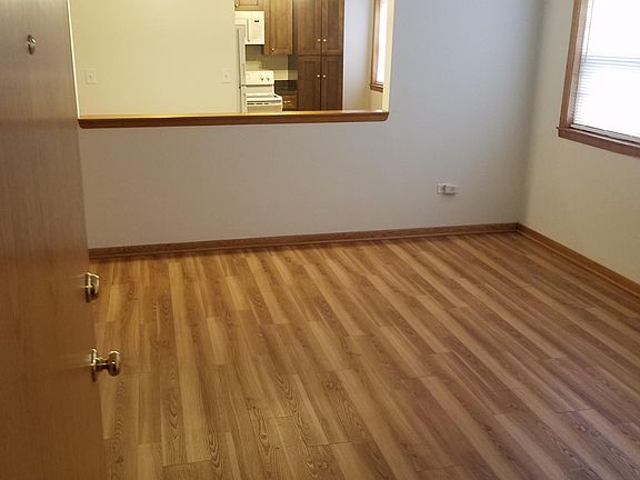 5th image of 1119 Bellwood Ave