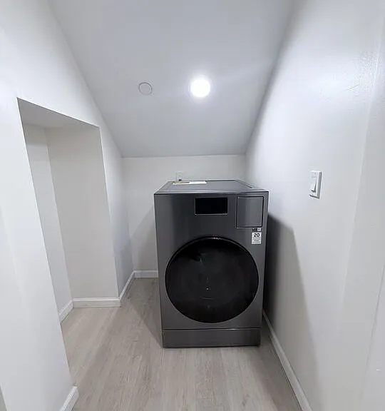 1409 N Hobart Blvd #101 — Photo 8