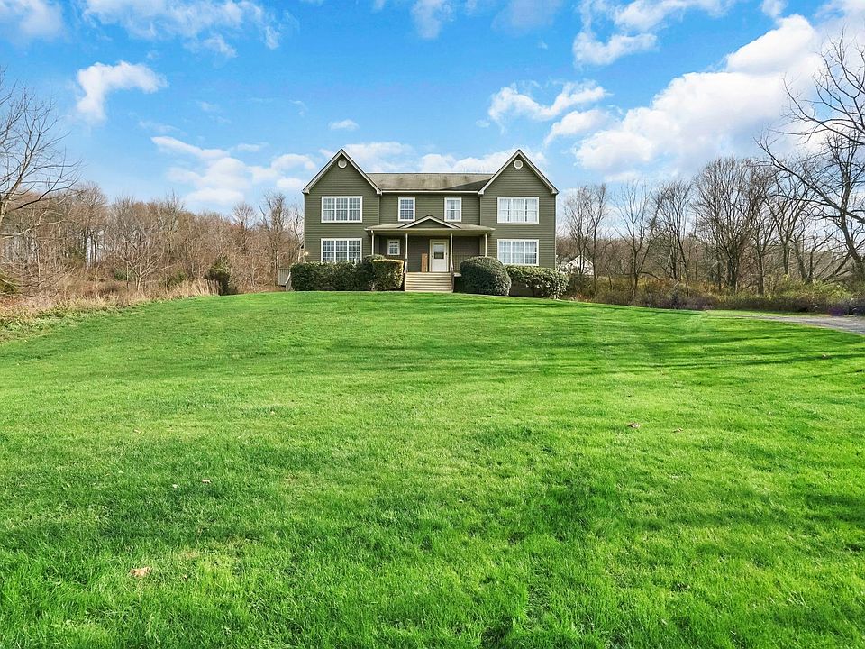 1st image of 6 Bel Air Dr #1