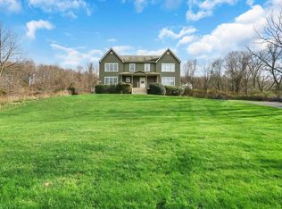 6 Bel Air Dr #1, Wallkill, NY 12589