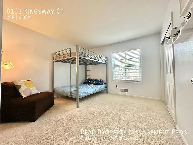 8131 Kingsway Ct — Photo 24