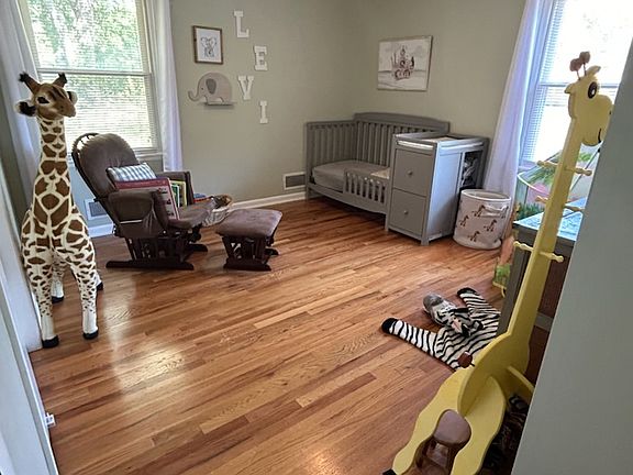 Lots of sunlight in bedrooms.