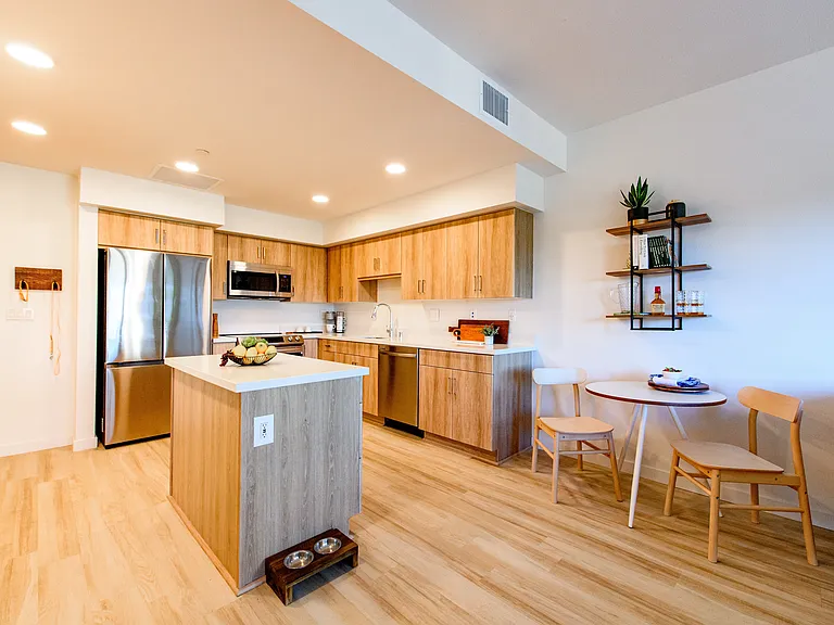Rising Sun Apartments — Photo 42