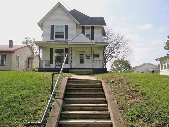 2nd image of 312 W Pine St