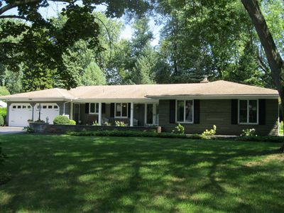 52 Landsdowne Ln, Rochester, NY, 14618