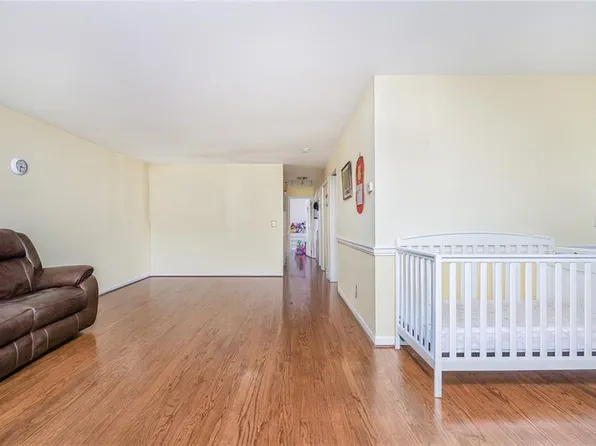 70 Figurea Avenue image 16 of 23