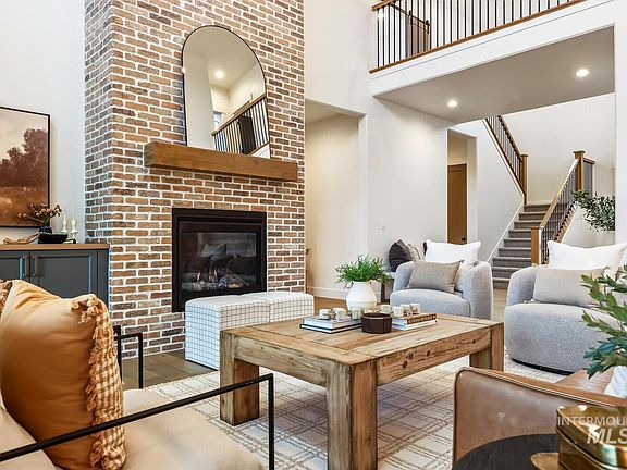 7th image of this home