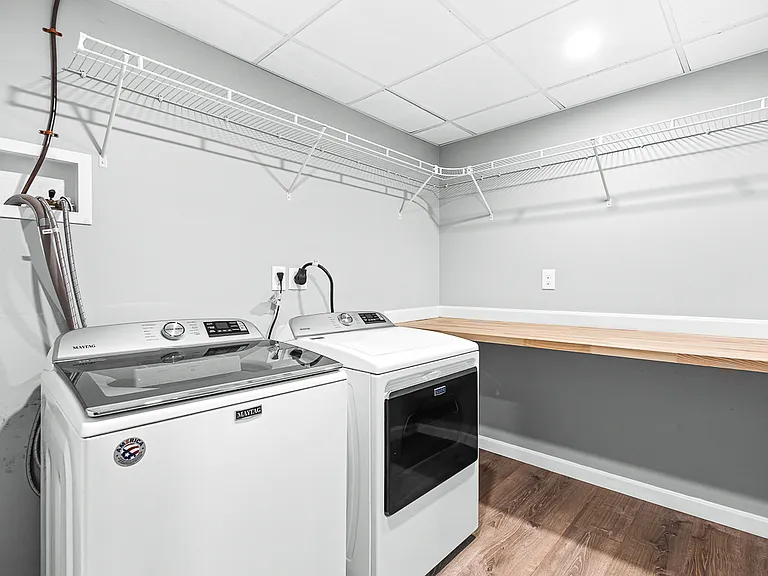 38 Idora Ave — Photo 32