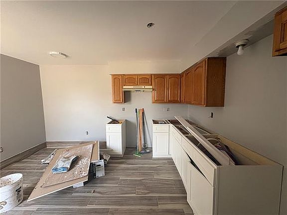 3rd image of 9012 Amour Dr