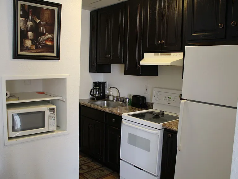 1001 6th Ave N #1 — Photo 6
