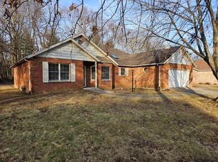 314 Barrett Lake Dr, Swansea, IL 62226