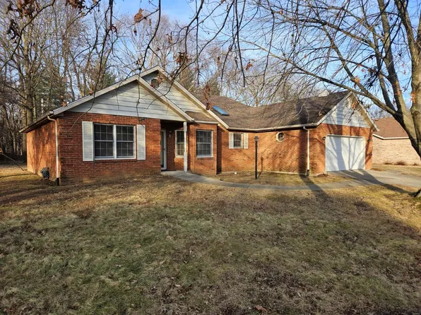 314 Barrett Lake Dr, Swansea, IL 62226