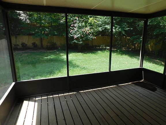 734710_ Screen Porch_07182016