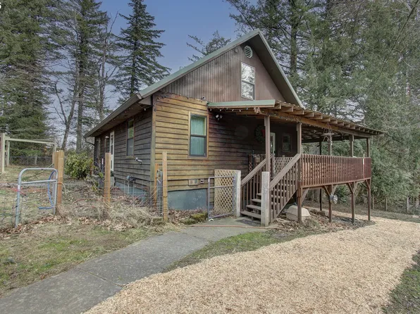 532 NE Curtis Dr, Corbett, OR 97019